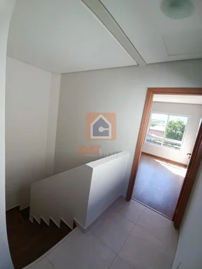 Sobrado à Venda Em Uvaranas! 