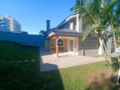 Sobrado à Venda Estrela 