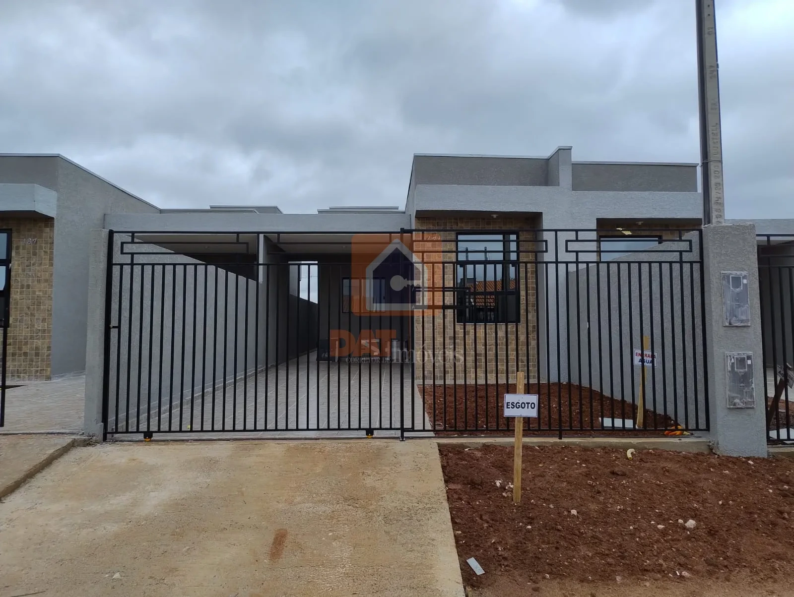 Casa Nova à Venda No Bairro Cará-cará