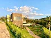 <strong>Terreno à venda no condomínio Residencial Vale dos Vinhedos </strong>