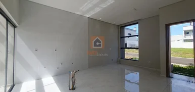 Casa à Venda Bairro Contorno