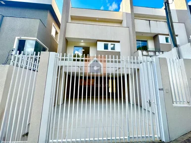 <strong>Triplex à venda no bairro Estrela </strong>