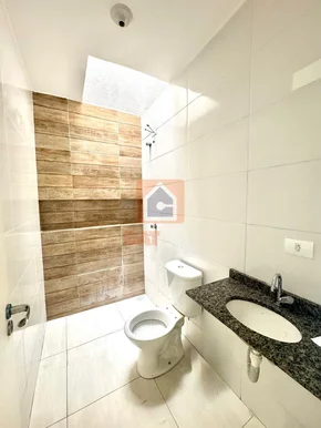 Casa Para Locação No Bairro Cará- Cará 