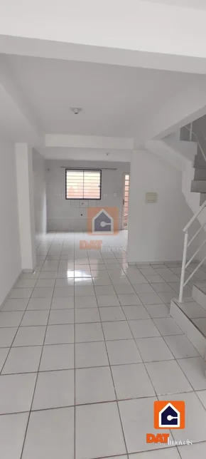 Sobrado à Venda Em Uvaranas