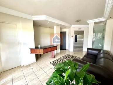 Apartamento à Venda Na Região Central 