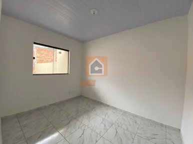 Casa à Venda No Bairro Uvaranas- Cará- Cará