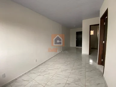 Casa à Venda No Bairro Uvaranas- Cará- Cará