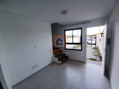 Sobrado à Venda Em Uvaranas