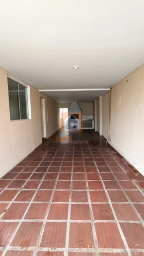 Casa Com Amplo Quintal Para Locação Em Jardim Carvalho