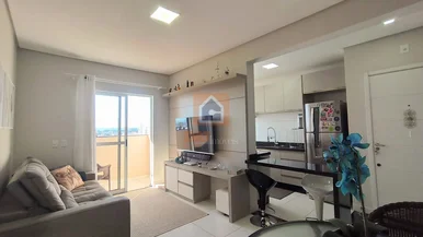 Apartamento Semimobiliado à Venda Região Central