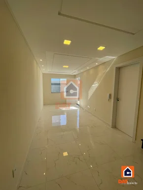 Sobrado à Venda No Bairro De Olarias! 