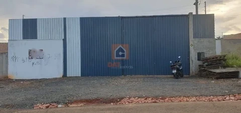 Foto OUTRO - Galpão