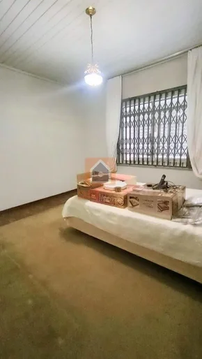 Casa à Venda Região Central 