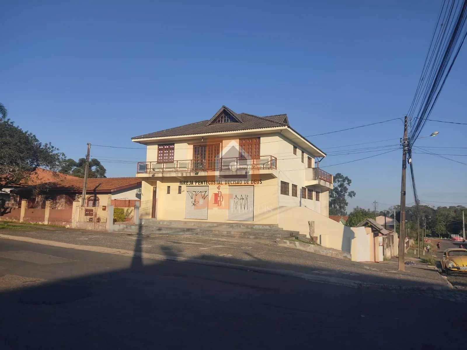 Sobrado à Venda Em Uvaranas 