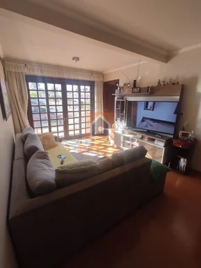 Sobrado à Venda Em Uvaranas 