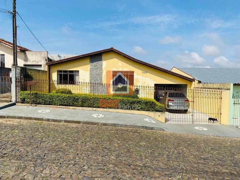 Casa à Venda Bairro Contorno