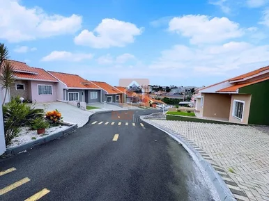 Casa Para Locação Em Condomínio Fechado