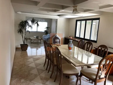 Casa à Venda Em órfãs