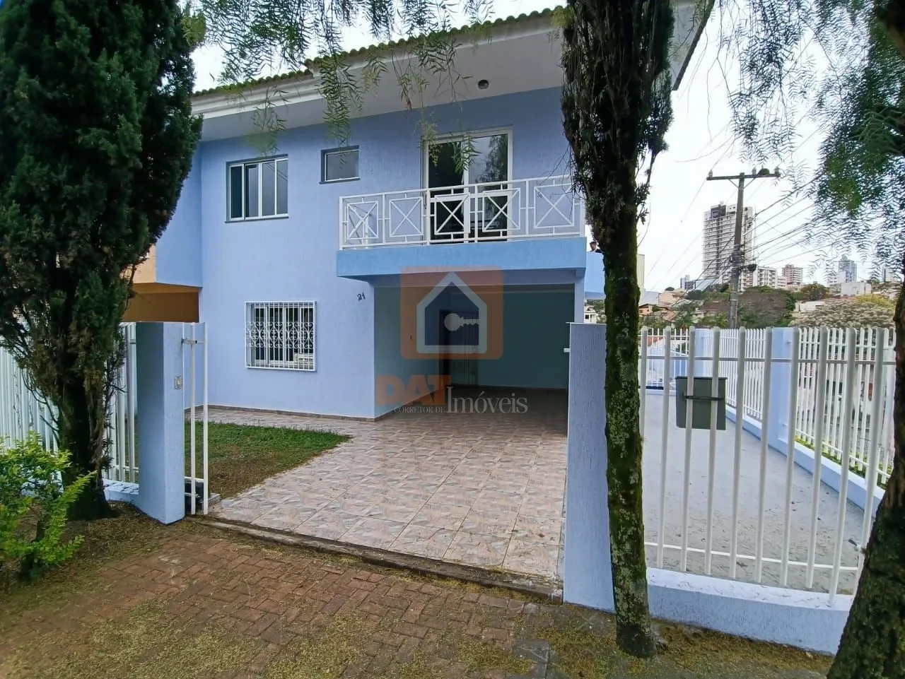 Sobrado Para Locação No Bairro órfãs