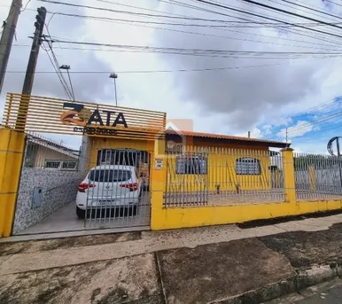 Casa à Venda Em órfãs
