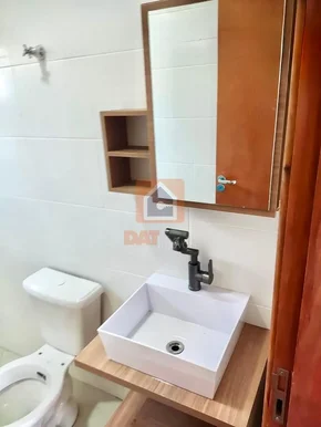 Casa à Venda No Bairro Cará-cará 