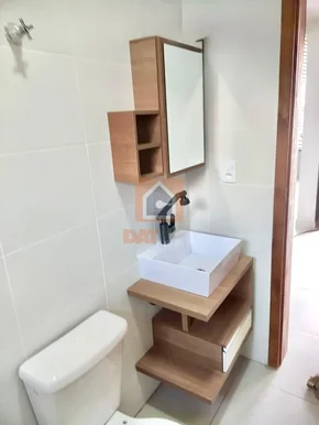 Casa à Venda No Bairro Cará-cará 