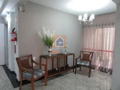 Apartamento Semimobiliado Para Locação Região Central