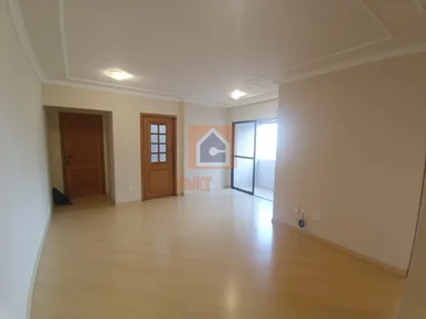 Apartamento Semimobiliado Para Locação Região Central