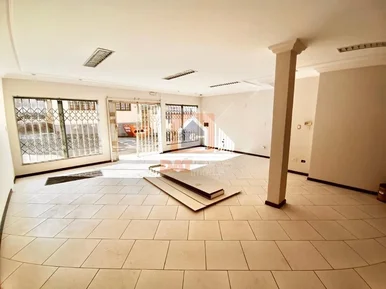 Sala Comercial Em Região Central