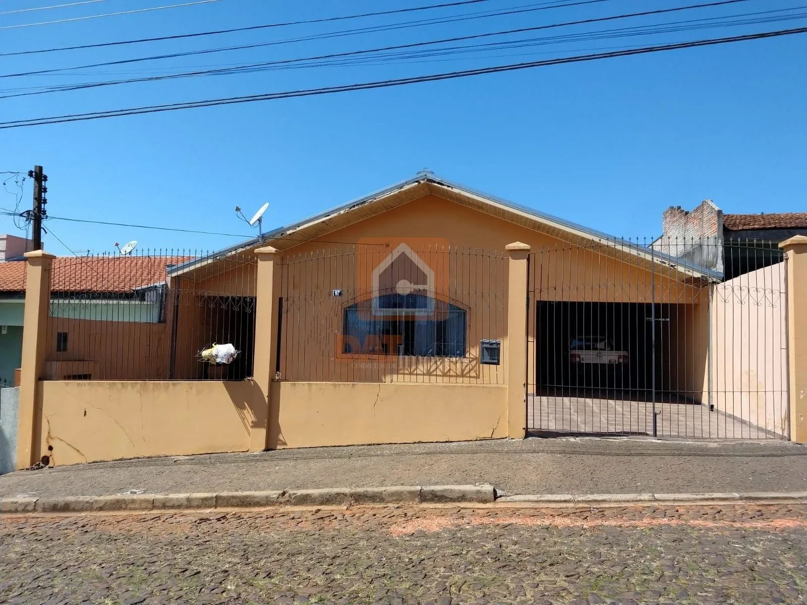 Casa à Venda  Em Santa Paula