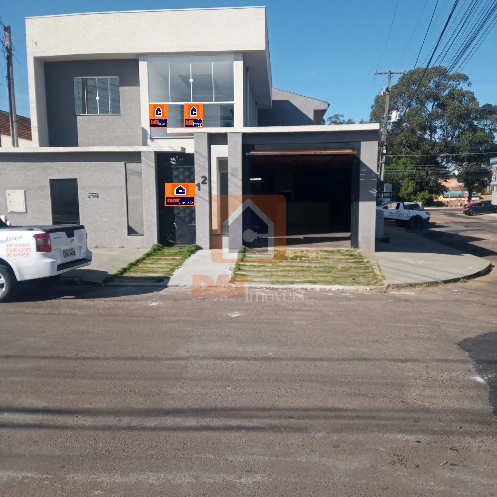 Sobrado à Venda Em Uvaranas