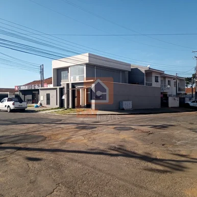 Sobrado à Venda Em Uvaranas