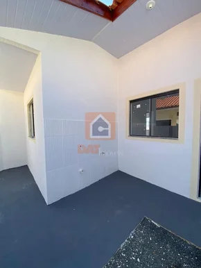 Casa à Venda No Bairro Uvaranas- Jardim Veneza