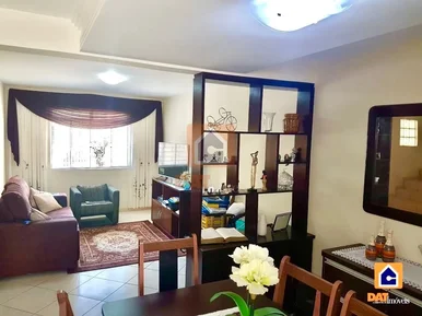 Sobrado à Venda Em Estrela