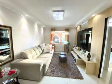 Casa à Venda Bairro Estrela