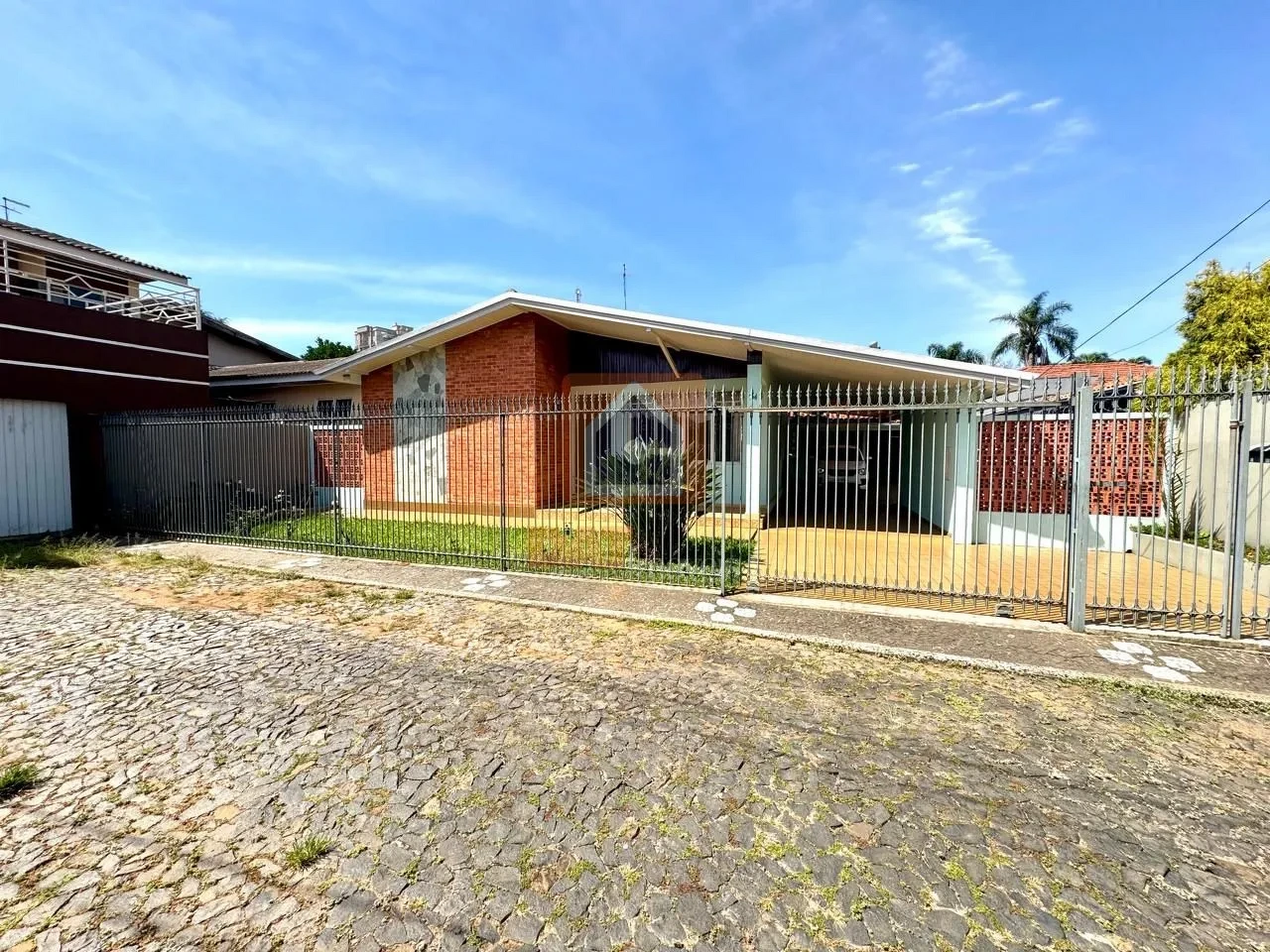 Casa à Venda Bairro Jardim Carvalho 