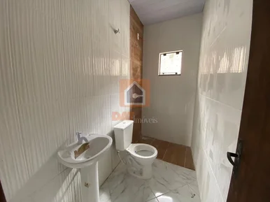 Casa à Venda Bairro Uvaranas- Cará-cará