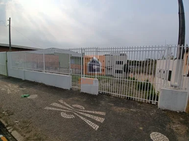 Sobrado à Venda No Bairro Nova Rússia 