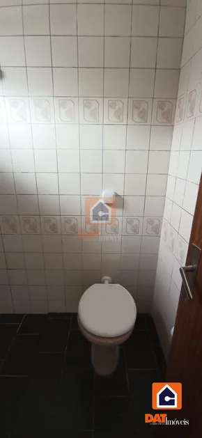 Quitinete Para Locação Em Uvaranas