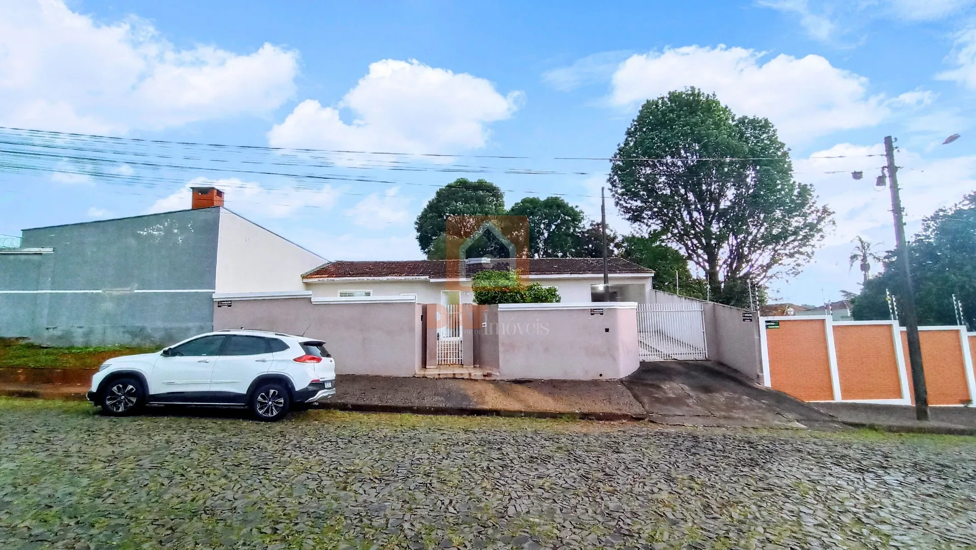 Casa à Venda Em Uvaranas/ Vila Marina