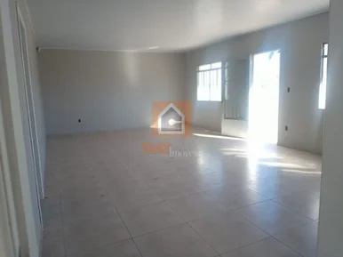 Casa Para Locação Em Uvaranas
