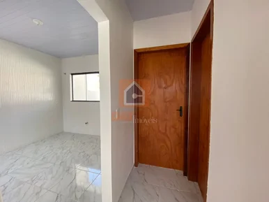 Casa à Venda No Bairro Oficinas- Vila Estrela