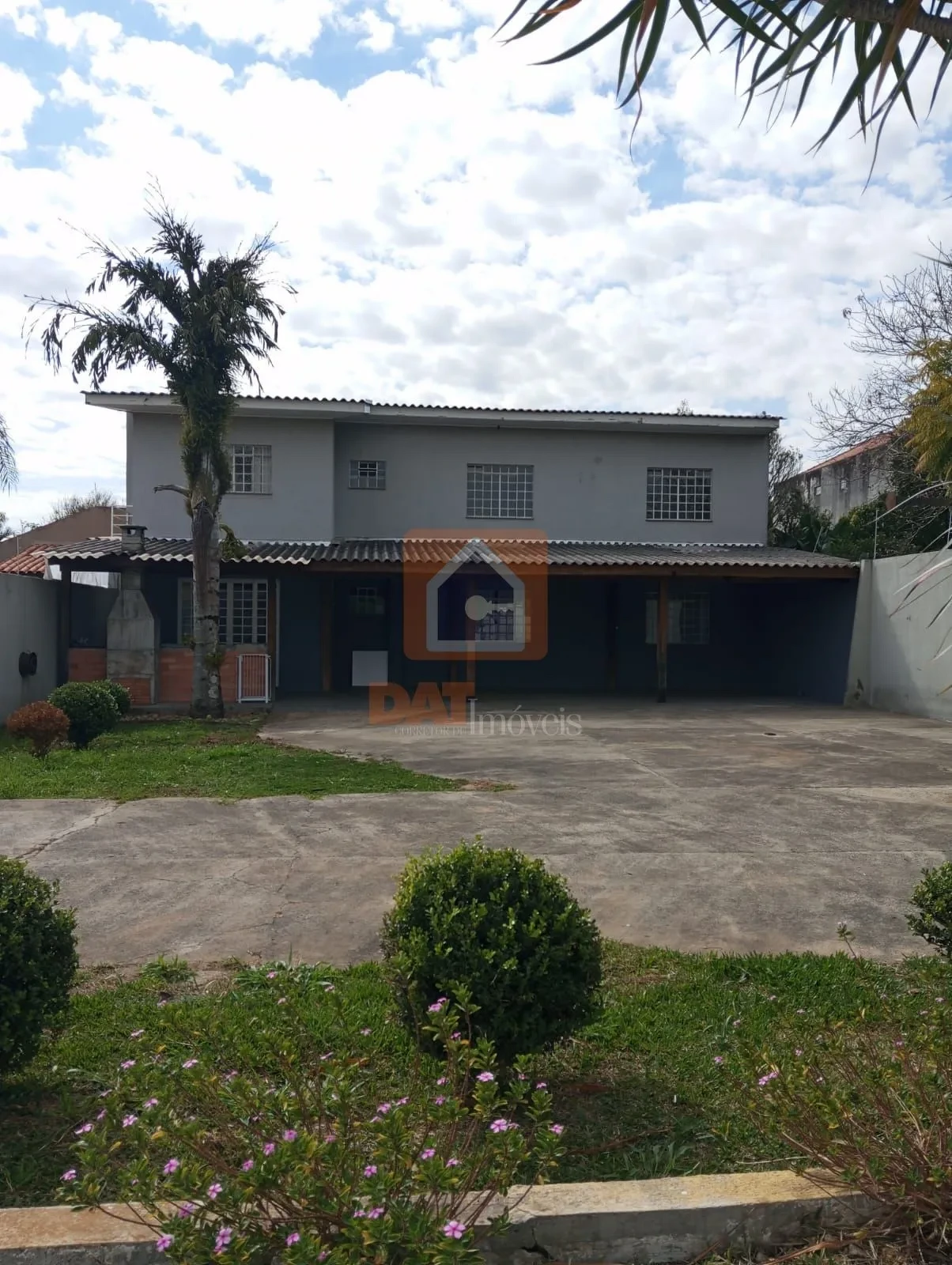 Sobrado à Venda No Bairro órfãs