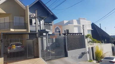 Excelente Triplex à Venda Em Estrela