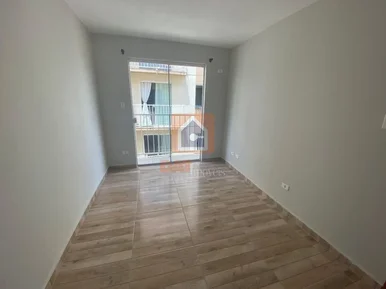 Apartamento Para Locação No Bairro Uvaranas 