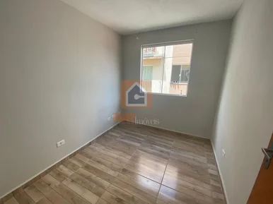 Apartamento Para Locação No Bairro Uvaranas 