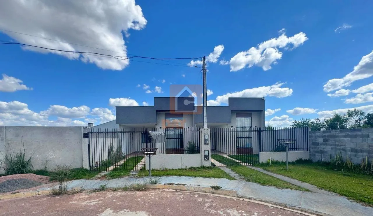 Casa à Venda No Bairro Cará Cará 
