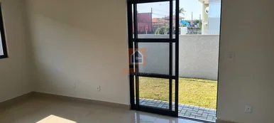 Sobrado à Venda No Bairro órfãs