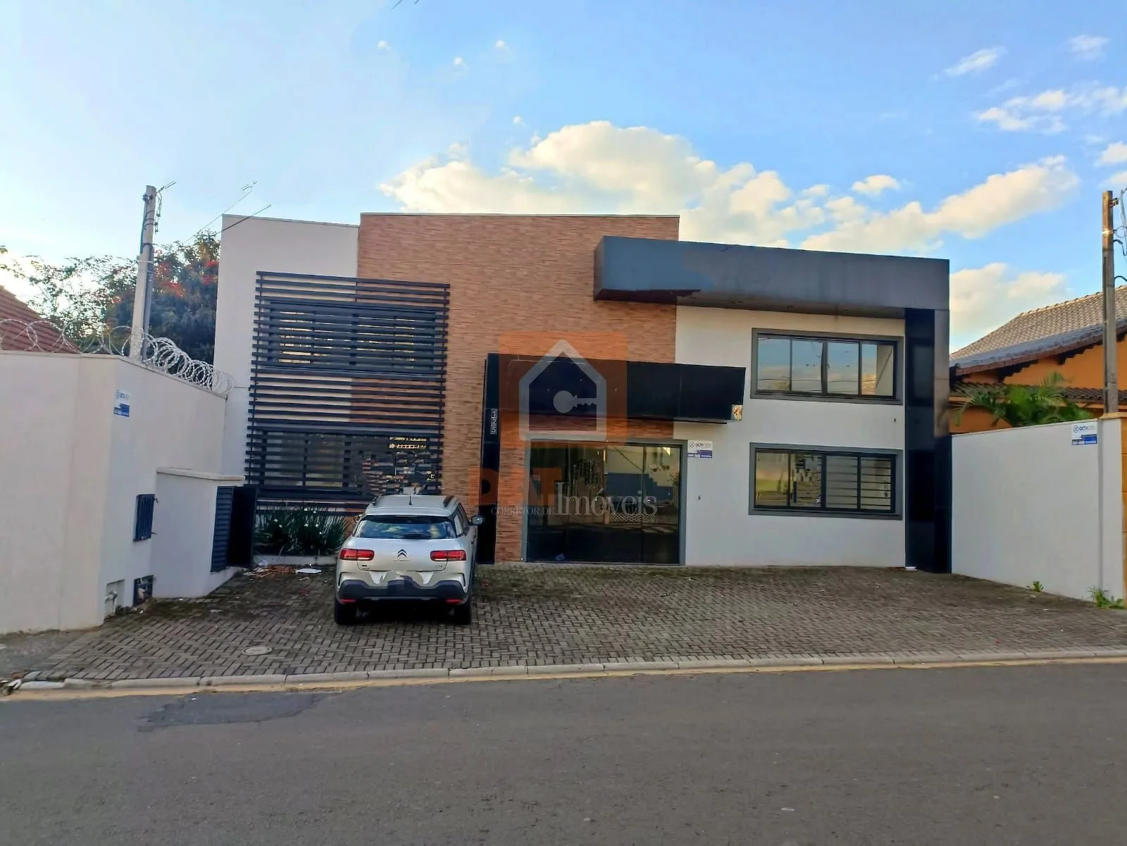 Barracão Para Locação No Bairro órfãs