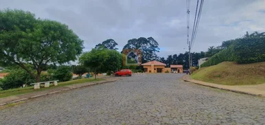 Casa à Venda No Condomínio Ybaté